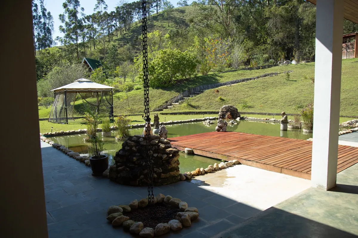 Espaço externo do Sítio Magia de Ser preparado para a vivência